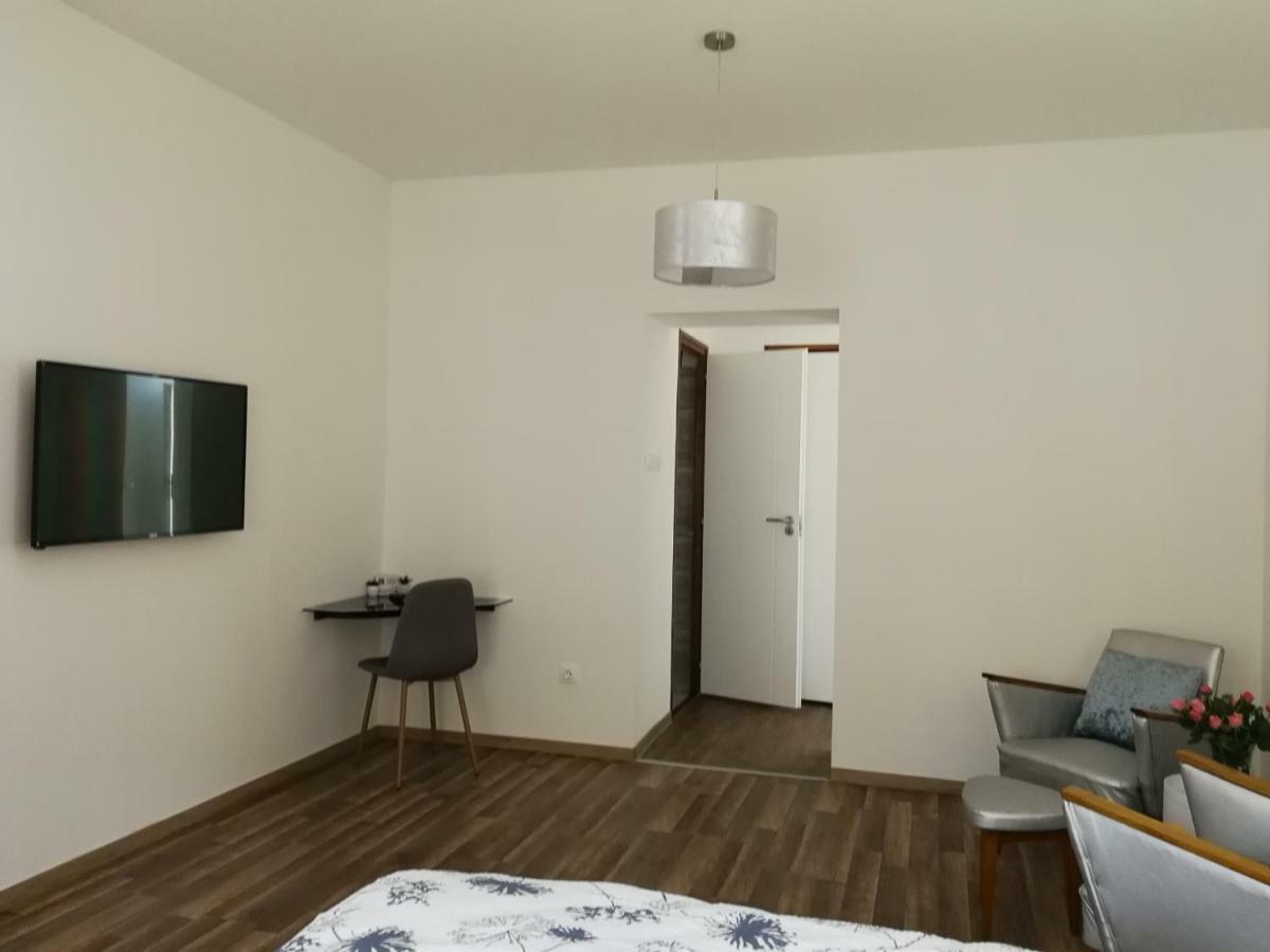 Class Apartment Szeged Esterno foto