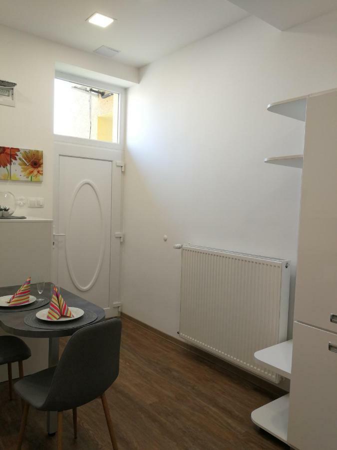 Class Apartment Szeged Esterno foto